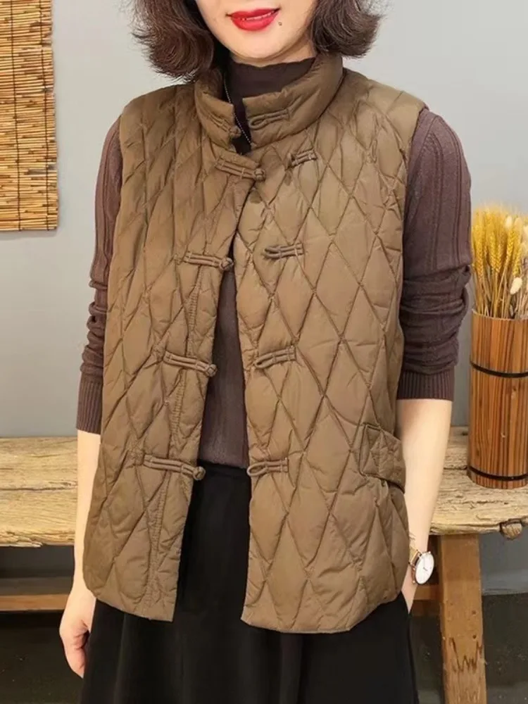 Женский стеганый хлопковый жилет в китайском стиле, осенне-зимний модный облегающий жилет с ромбовидным узором, традиционный топ на пуговицах
Женский стеганый хлопковый жилет в китайском стиле, осенне-зимний модный облегающий жилет с ромбовидным узором, традиционный топ на пуговицах