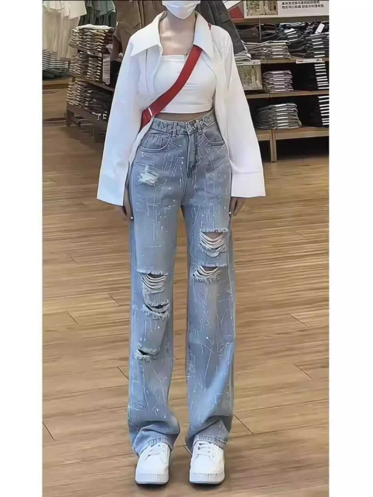 Джинсы женские с высокой талией, широкими штанинами, с дырками, свободные, прямые, длинные, осенние, новые, повседневные, модные
Джинсы женские с высокой талией, широкими штанинами, с дырками, свободные, прямые, длинные, осенние, новые, повседневные, модные