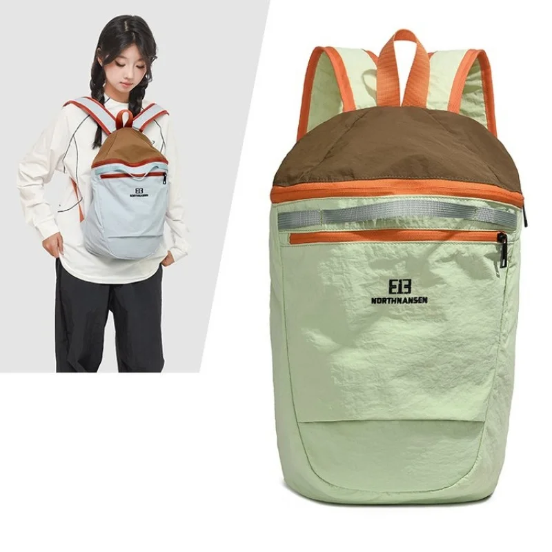 Lightweight sports, commuting, and travel backpack,Multi-pocket design for comfortable carrying during short-distance sports
Lightweight sports, commuting, and travel backpack,Multi-pocket design for comfortable carrying during short-distance sports