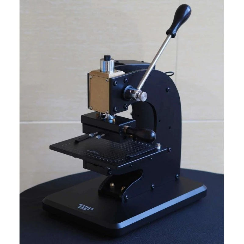 Tools, ironing machine, copper mold printing, business card leather packaging indentation machine, handmade leather goods
Tools, ironing machine, copper mold printing, business card leather packaging indentation machine, handmade leather goods