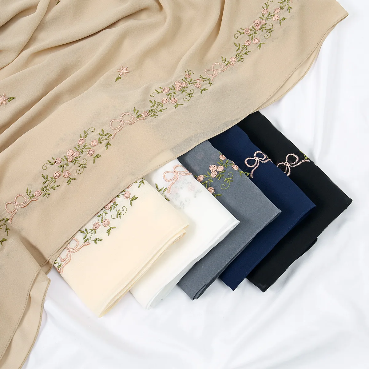 Лидер продаж, арабский простой платок в этническом стиле с вышивкой, длинный шарф, малазийский платок, женский платок
Лидер продаж, арабский простой платок в этническом стиле с вышивкой, длинный шарф, малазийский платок, женский платок