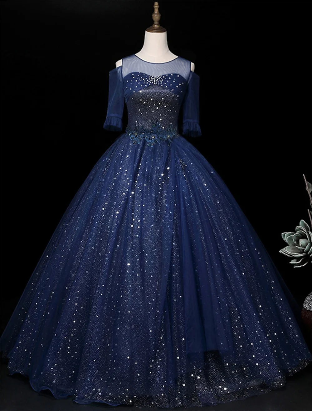 Ball Gown Sparkle Elegant Quinceanera Prom Dress Illusion Neck Half Sleeve Floor Length Tulle with Sequin
Ball Gown Sparkle Elegant Quinceanera Prom Dress Illusion Neck Half Sleeve Floor Length Tulle with Sequin
