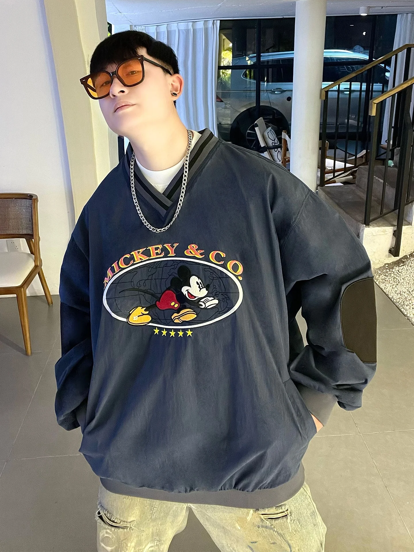 Свободный крой, американский уличный стиль, вышитый бейсбольный свитшот-худи, весна-осень, спортивный, с V-образным вырезом, модный
Свободный крой, американский уличный стиль, вышитый бейсбольный свитшот-худи, весна-осень, спортивный, с V-образным вырезом, модный