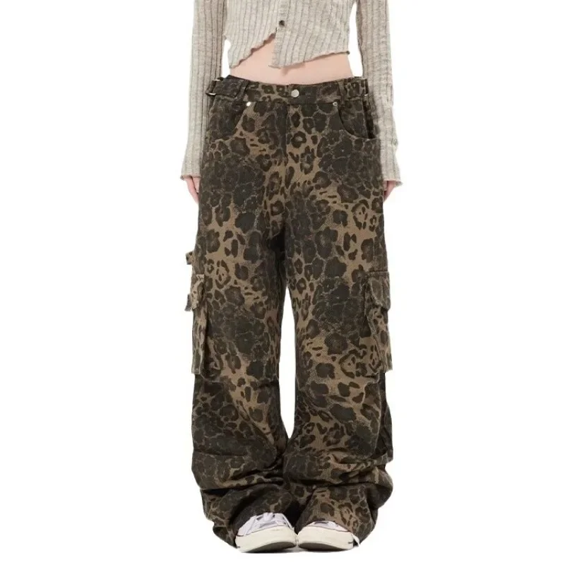 Leopard Print American Women's Pocket Workwear Jeans Street Straight Tube Loose Retro Casual Pants Female Clothing
Leopard Print American Women's Pocket Workwear Jeans Street Straight Tube Loose Retro Casual Pants Female Clothing