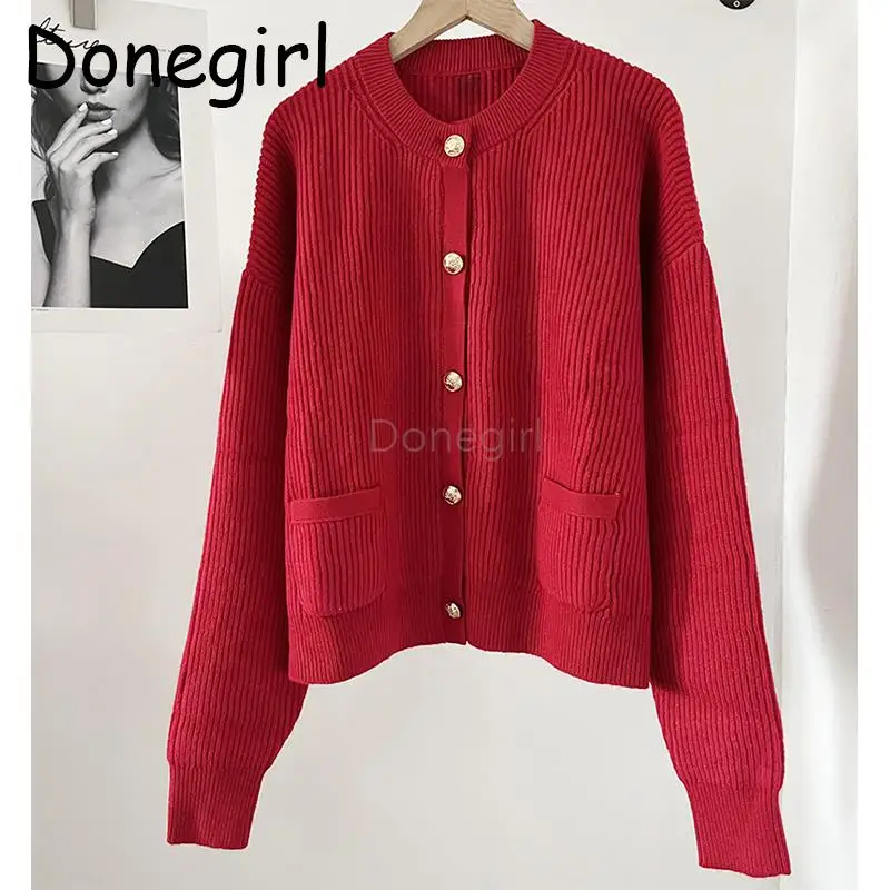 Donegirl Autumn Winter New 2024 Women Single-breasted Knitted Sweater Commute Cardigan Solid Simple Short Coat Female Tops Chic
Donegirl Autumn Winter New 2024 Women Single-breasted Knitted Sweater Commute Cardigan Solid Simple Short Coat Female Tops Chic