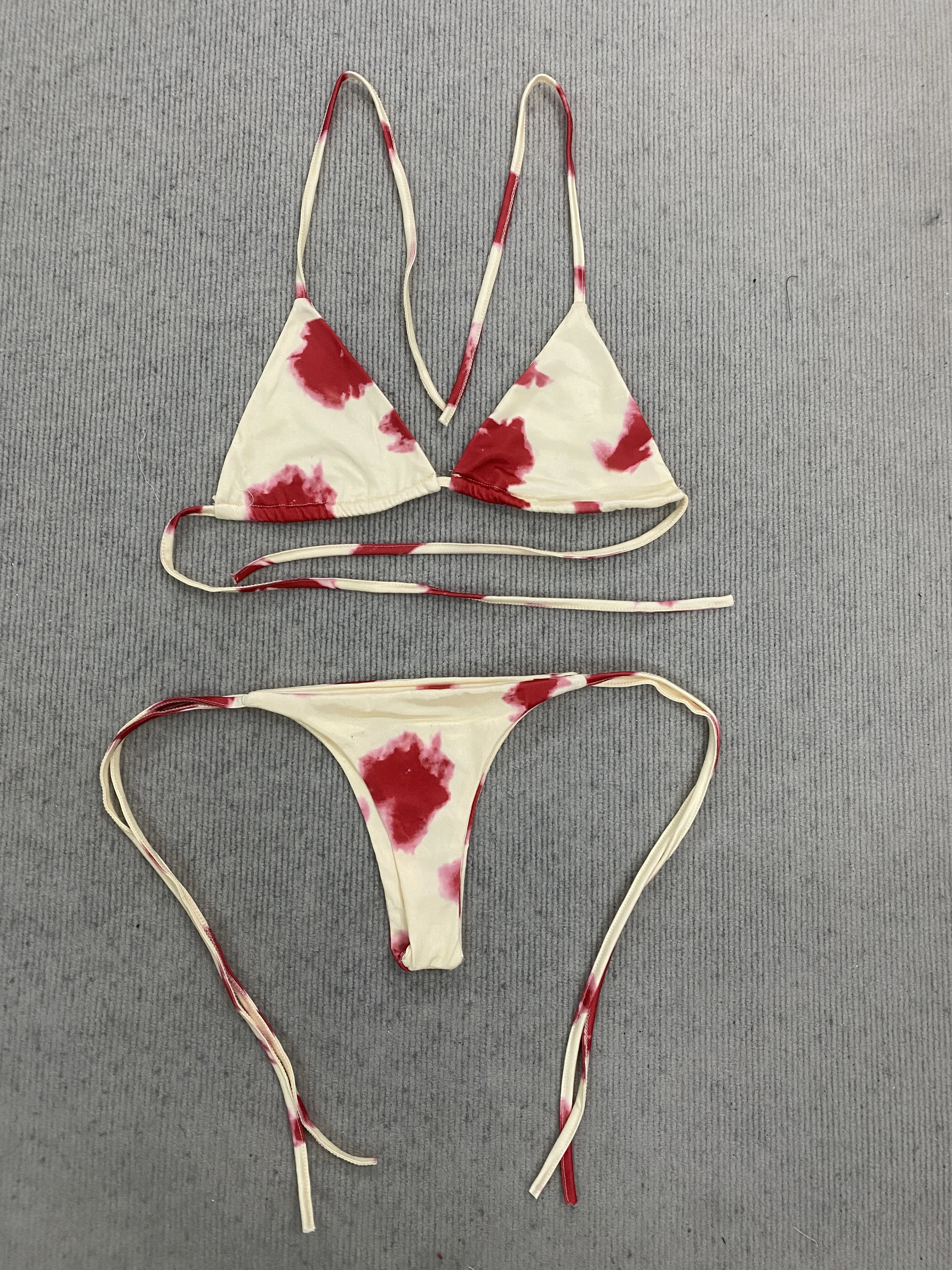 2026 New Women's Tie Dye Bikini Set Triangle String Thong Swimsuit Sexy Halter Beach Vacation Pool Bathing Suit
2026 New Women's Tie Dye Bikini Set Triangle String Thong Swimsuit Sexy Halter Beach Vacation Pool Bathing Suit