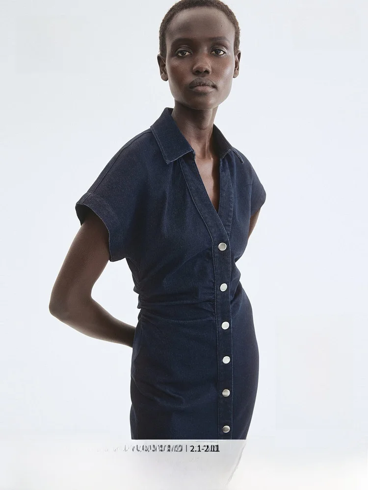 Новинка весенней коллекции: женское джинсовое платье H&M 328030 с коротким рукавом, приталенное, повседневное, из смесовой ткани (полиэстер, хлопок, спандекс)
Новинка весенней коллекции: женское джинсовое платье H&M 328030 с коротким рукавом, приталенное, повседневное, из смесовой ткани (полиэстер, хлопок, спандекс)