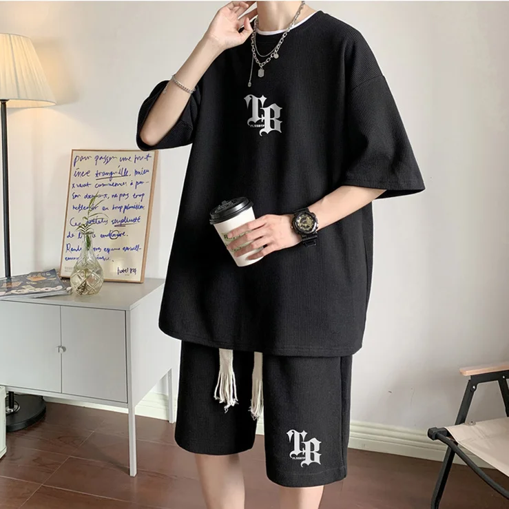 American Sports Suit Men's Loose Street Summer Breathable Short-sleeved Shorts, A Set with Five-point Pants Tide
American Sports Suit Men's Loose Street Summer Breathable Short-sleeved Shorts, A Set with Five-point Pants Tide