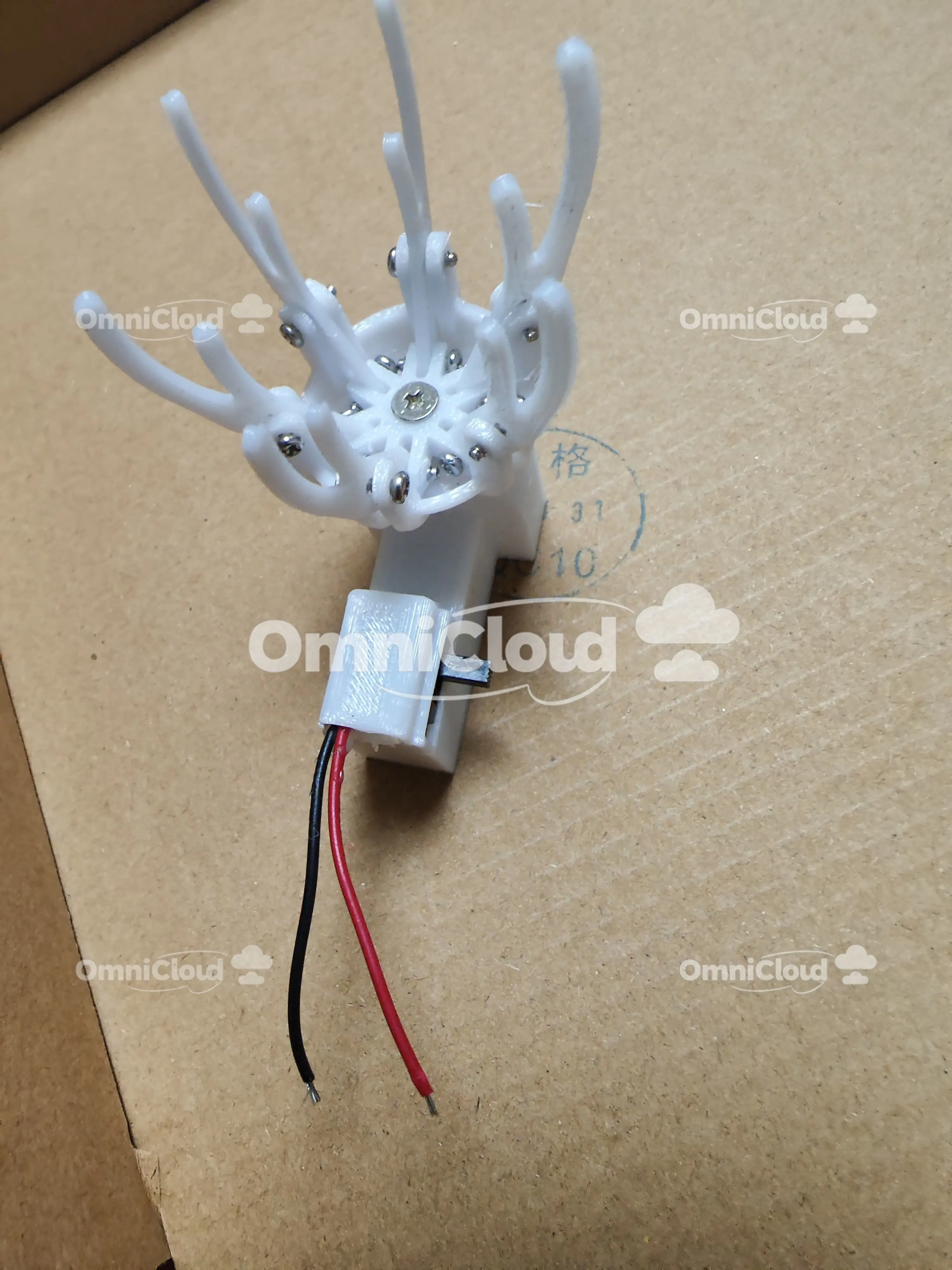 Мини-автоматическая электрическая открывалка для лепестков цветов, открывалка для пятен, открывалка для ювелирных изделий на шпильке.
Мини-автоматическая электрическая открывалка для лепестков цветов, открывалка для пятен, открывалка для ювелирных изделий на шпильке.