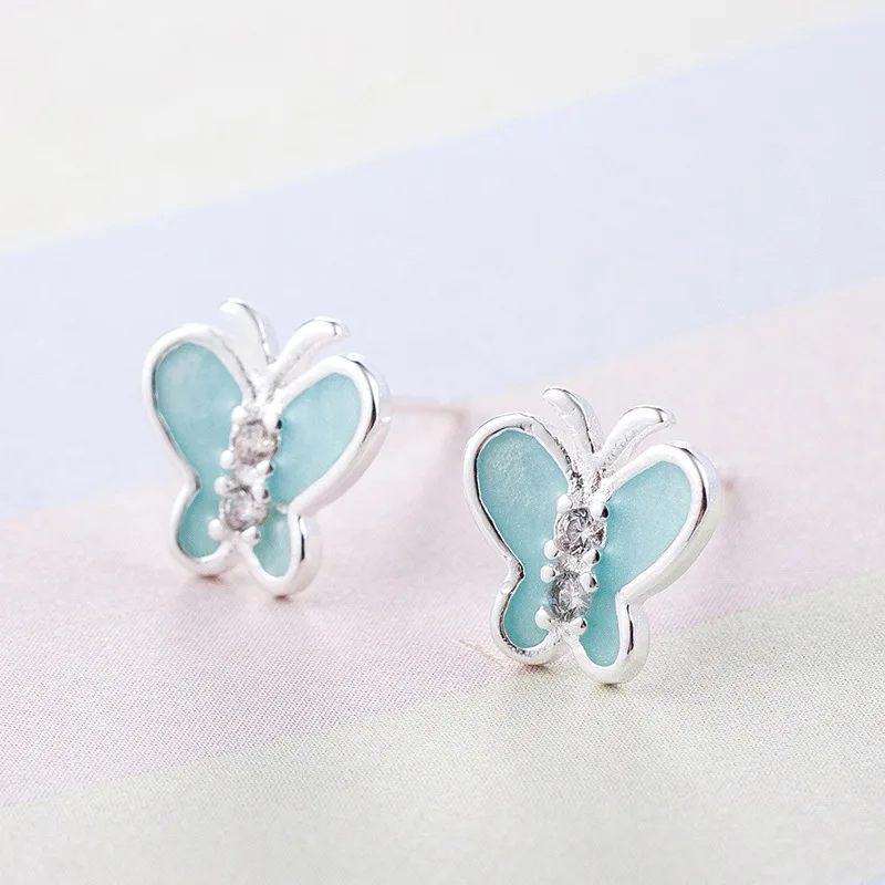 New in 925 Sterling Silver Red Blue Butterfly Stud Earrings For Woman Engagement Luxury Elegant Jewelry 2024 Trend Jewellery
New in 925 Sterling Silver Red Blue Butterfly Stud Earrings For Woman Engagement Luxury Elegant Jewelry 2024 Trend Jewellery