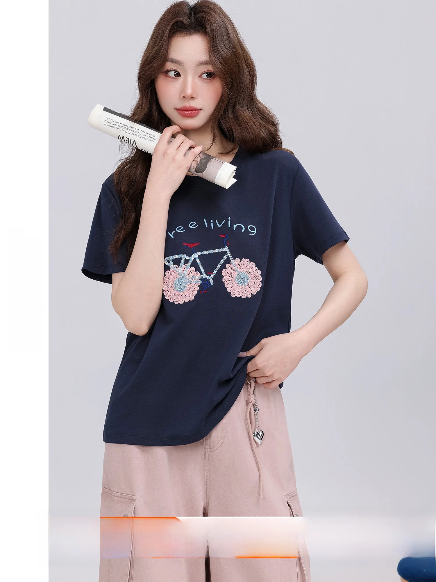 Romantic Bike Embroidery round Ne ort Sve T-irt Versatile Summer New Arrival Ladies Casual Comfortable Breathable Co...
Romantic Bike Embroidery round Ne ort Sve T-irt Versatile Summer New Arrival Ladies Casual Comfortable Breathable Co...