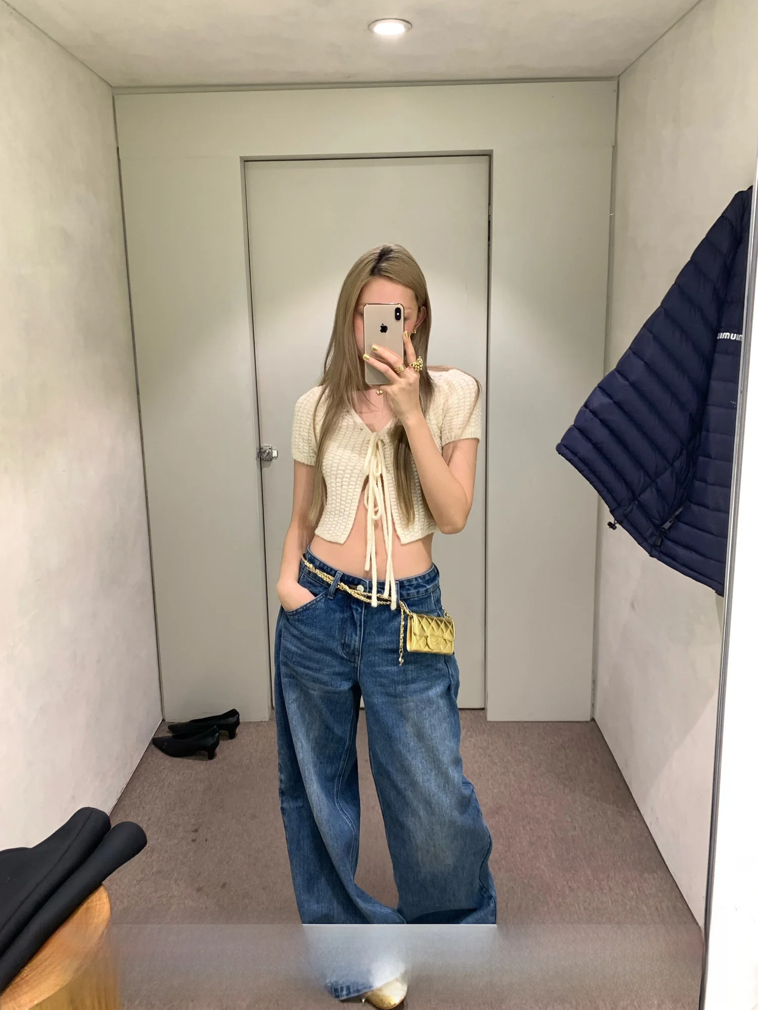 8uioio Vintage Washed Wide Leg Jeans Women's Casual Straight Cut Loose Fit Spring New Season Denim Pants Blue Draping
8uioio Vintage Washed Wide Leg Jeans Women's Casual Straight Cut Loose Fit Spring New Season Denim Pants Blue Draping