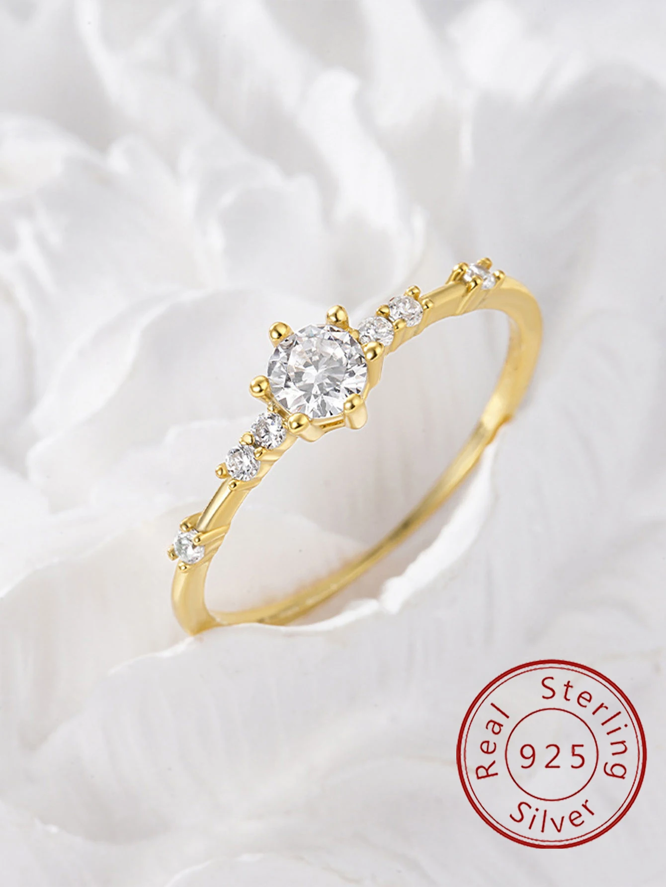 Elegant 18K Gold S925 Sterling Silver Plated Fine Zircon Ring for Women 7 Small Zircon Extremely Elegant Party Dating Jewelry
Elegant 18K Gold S925 Sterling Silver Plated Fine Zircon Ring for Women 7 Small Zircon Extremely Elegant Party Dating Jewelry
