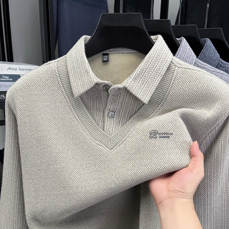 Fashion brand letter embossed men's sweater high-end fake two-piece plush comfort warm Korean style new striped lapel pullover
Fashion brand letter embossed men's sweater high-end fake two-piece plush comfort warm Korean style new striped lapel pullover