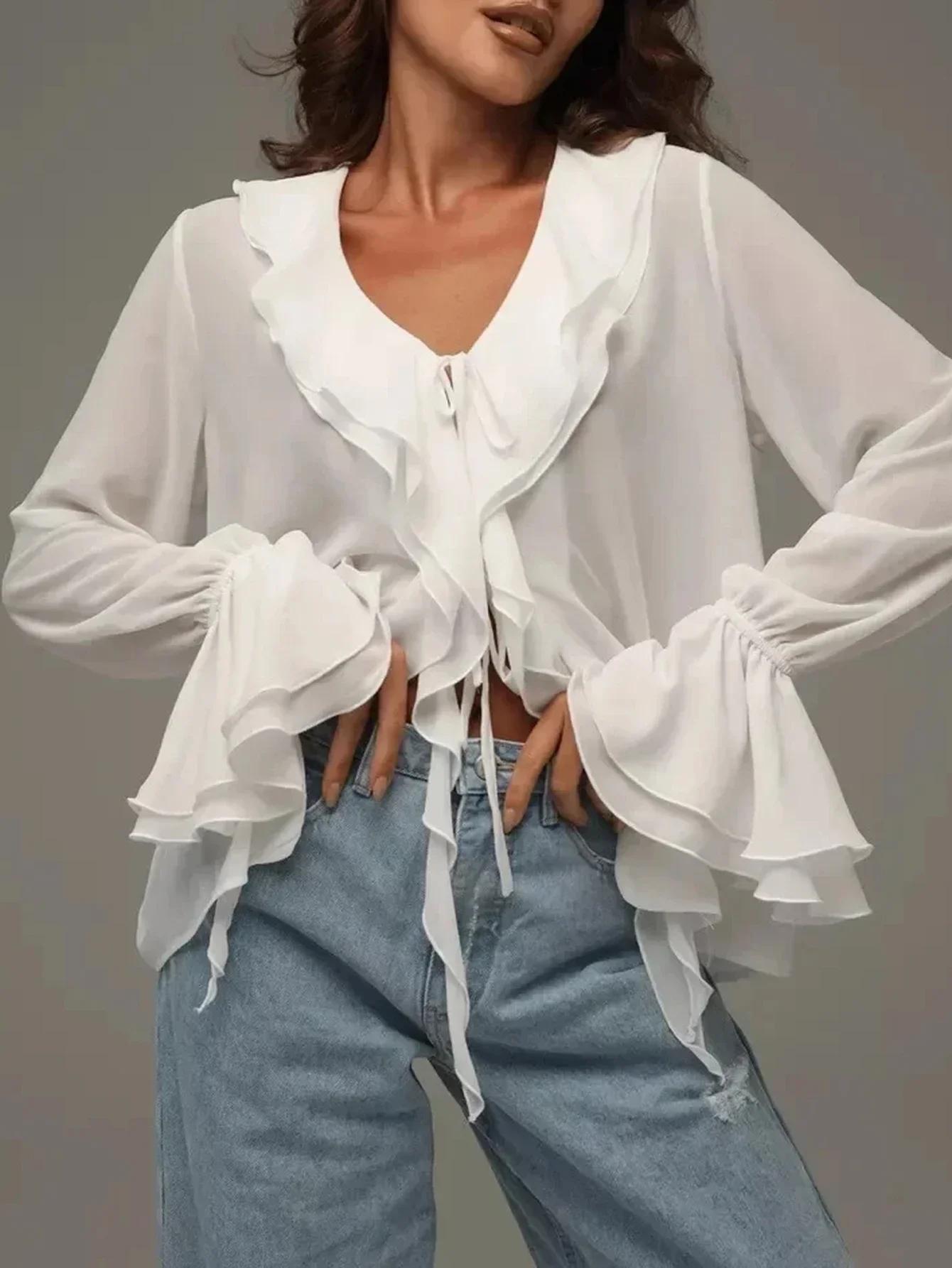 Autumn Shirts 2025 Women's Elegant Plain Flounce Long Sleeve V-Neck Regular Fit Dating Shirts
Autumn Shirts 2025 Women's Elegant Plain Flounce Long Sleeve V-Neck Regular Fit Dating Shirts