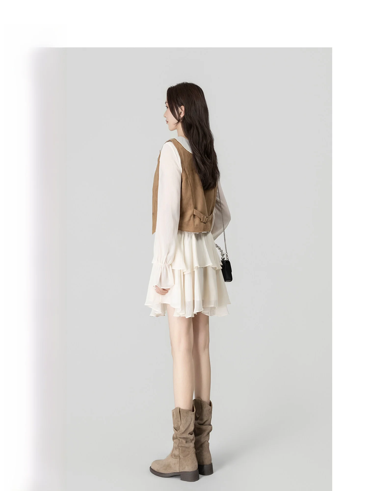 Wavy Egg Spring Beautiful Set Short Sleeve Long Dress Korean Style Two-Piece Suit for Women Fashionable Spring Outfit
Wavy Egg Spring Beautiful Set Short Sleeve Long Dress Korean Style Two-Piece Suit for Women Fashionable Spring Outfit