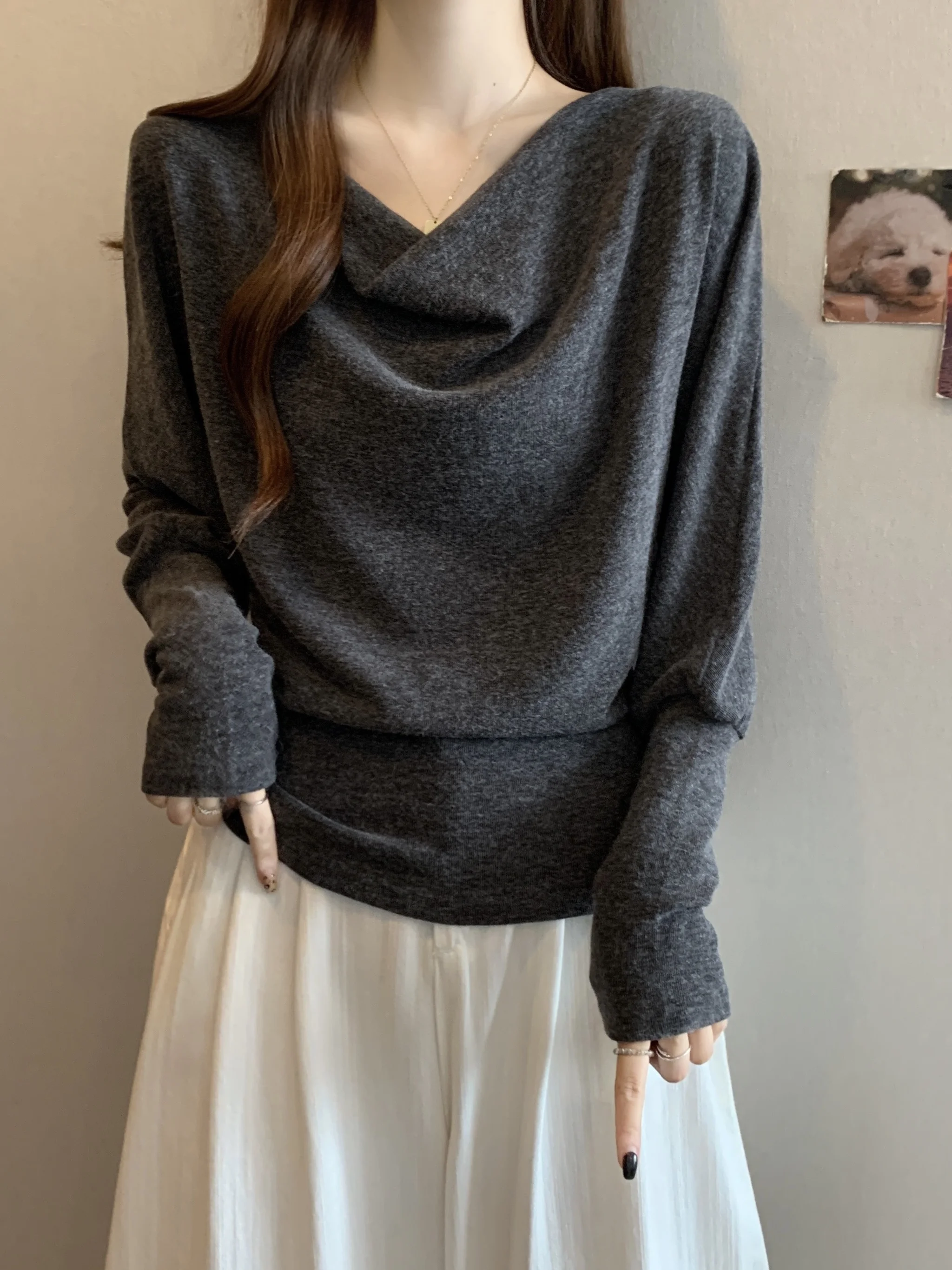 Свободная женская футболка-рубашка с рукавами «летучая мышь» для осени, новая, больших размеров, свободная верхняя одежда, длинная, повседневная, из полиэфирного волокна
Свободная женская футболка-рубашка с рукавами «летучая мышь» для осени, новая, больших размеров, свободная верхняя одежда, длинная, повседневная, из полиэфирного волокна