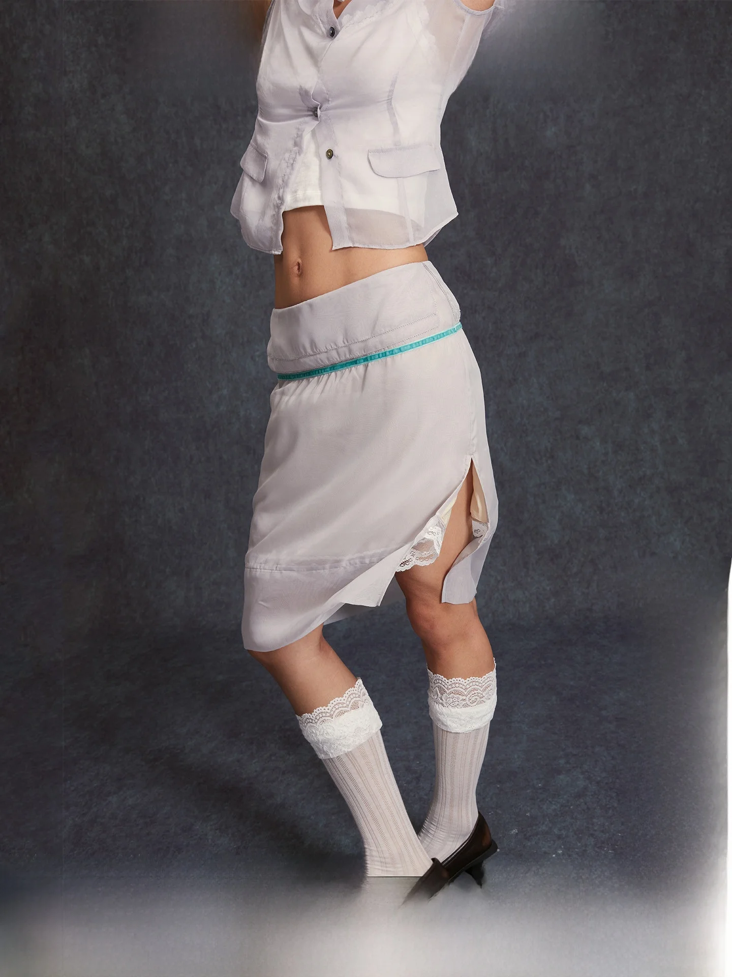 Casual Style Half-length Skirt in Light Grey with Lace Inner Straight Cut Women's Fashion Spring New Arrivals
Casual Style Half-length Skirt in Light Grey with Lace Inner Straight Cut Women's Fashion Spring New Arrivals