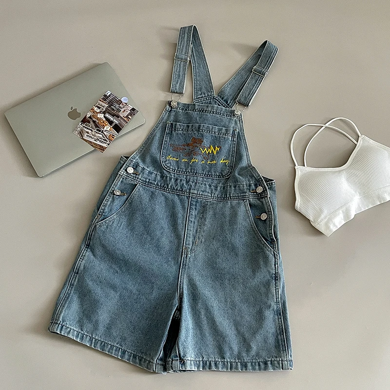 Women Short Denim Suspender Pants Embroidery Print Sleeveles Loose Blue Jumpsuit Simple Versatile Female Commuting Jumpsuit
Women Short Denim Suspender Pants Embroidery Print Sleeveles Loose Blue Jumpsuit Simple Versatile Female Commuting Jumpsuit