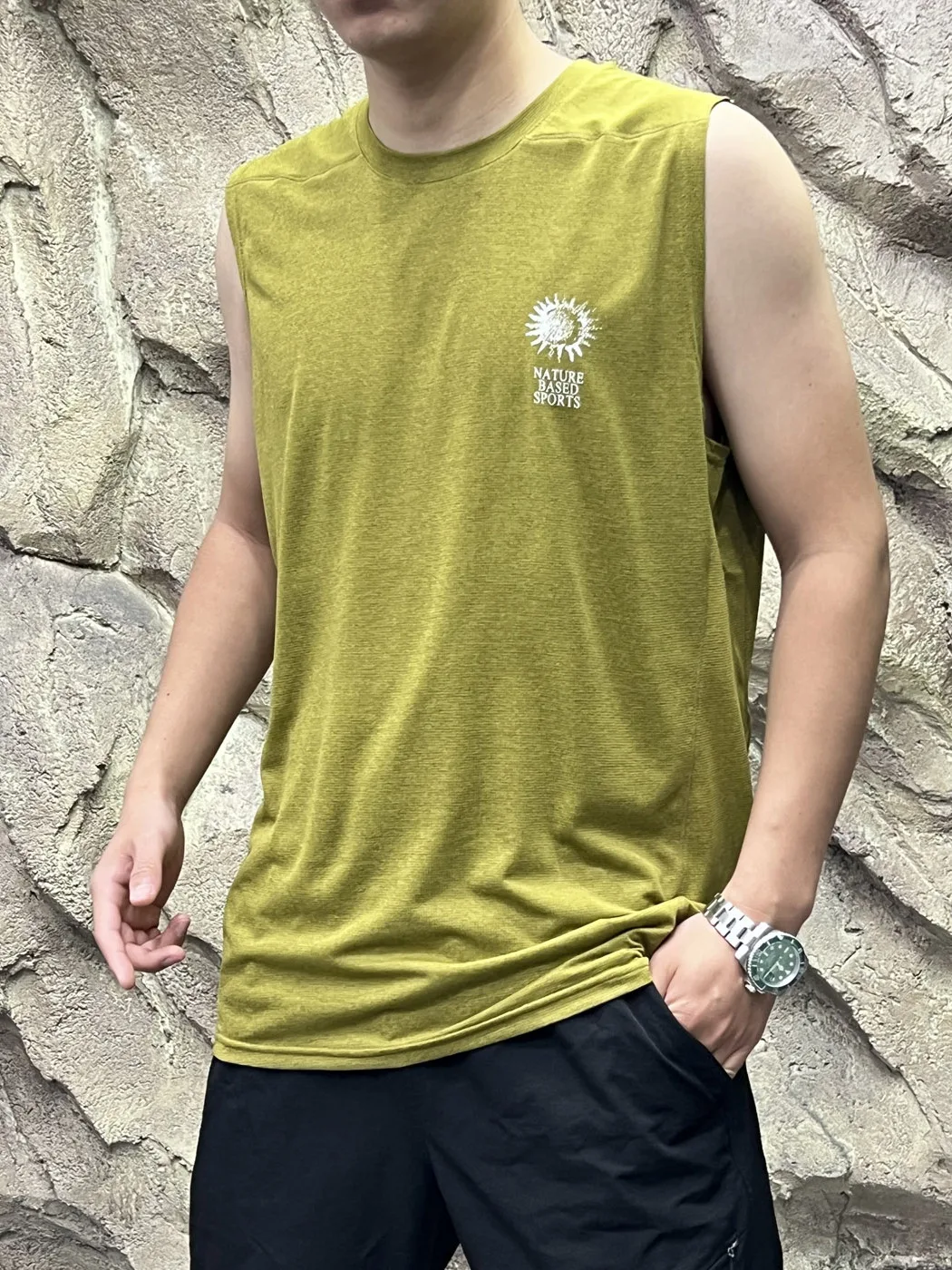 Quick Dry Outdoor Vest Men's Summer Fashion Breathable Sweatshirt Polyester Fabric round Neck Printed Design Casual Style
Quick Dry Outdoor Vest Men's Summer Fashion Breathable Sweatshirt Polyester Fabric round Neck Printed Design Casual Style