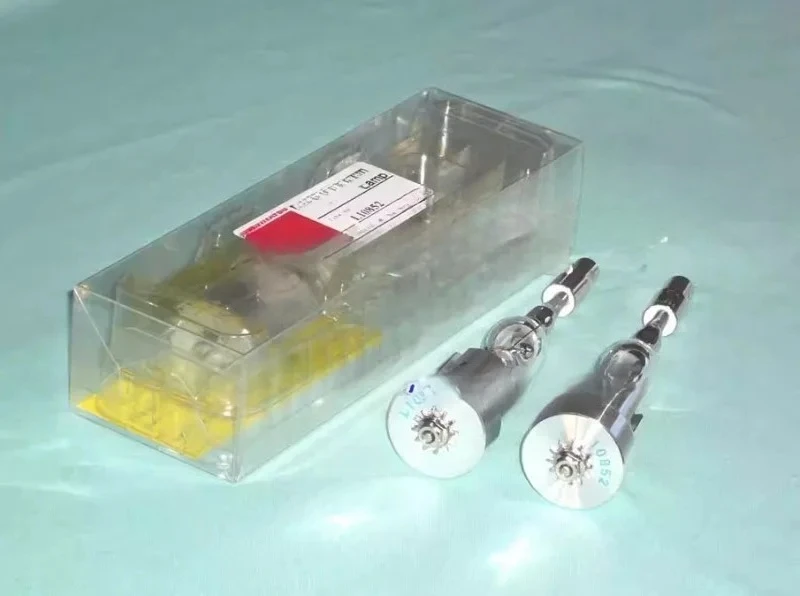 1pcs HAMAMATSU L10852 U-V light tube point light source
1pcs HAMAMATSU L10852 U-V light tube point light source