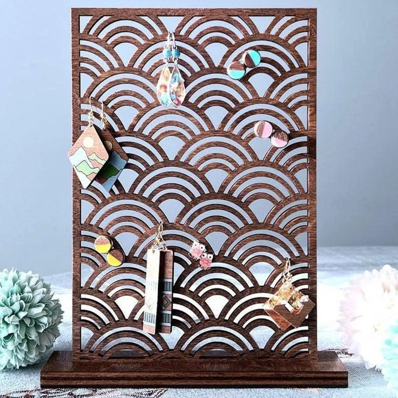 Earrings Display Stand Versatile Creative Space Saving Countertop Hollow Design Jewelry Organizer Gift for Family Friends
Earrings Display Stand Versatile Creative Space Saving Countertop Hollow Design Jewelry Organizer Gift for Family Friends