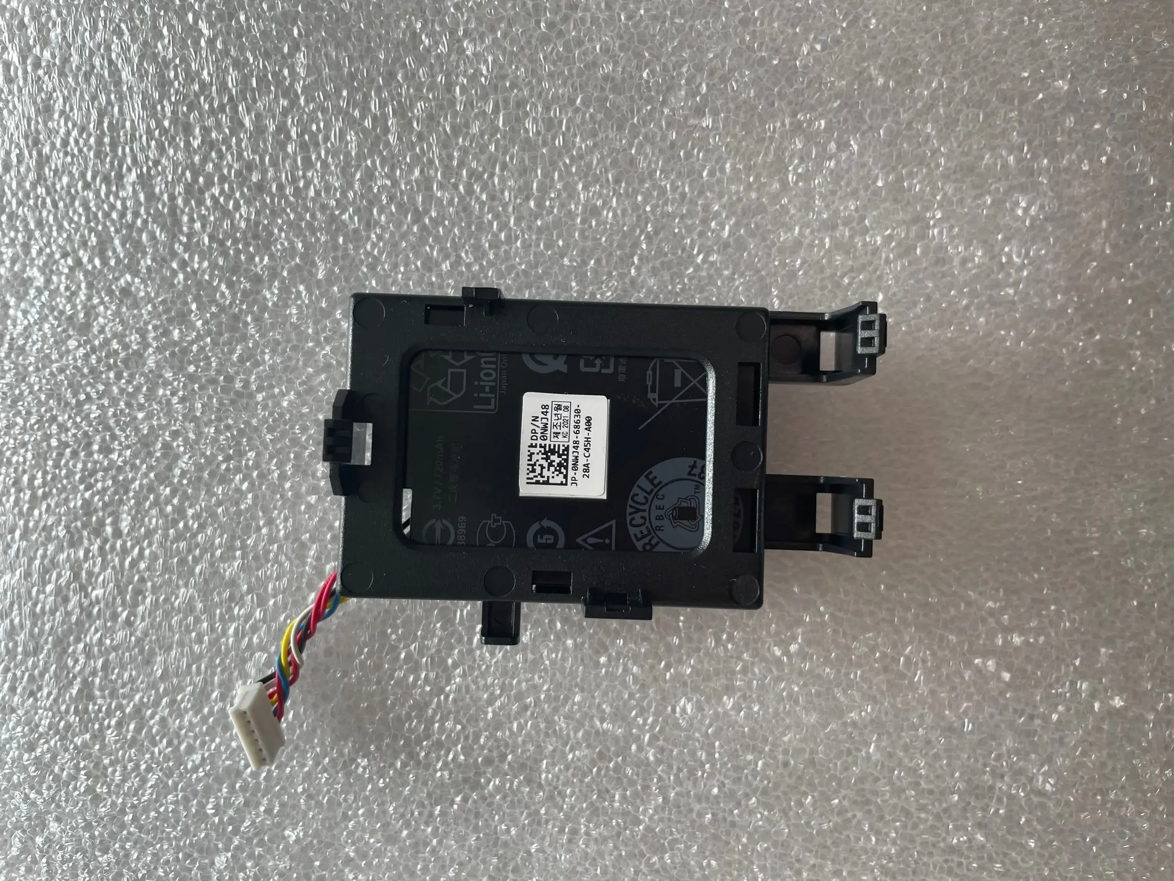 New J2RH2 3JH35 0/5FMY4 NWJ48 0NWJ48 RAID array Module battery
New J2RH2 3JH35 0/5FMY4 NWJ48 0NWJ48 RAID array Module battery