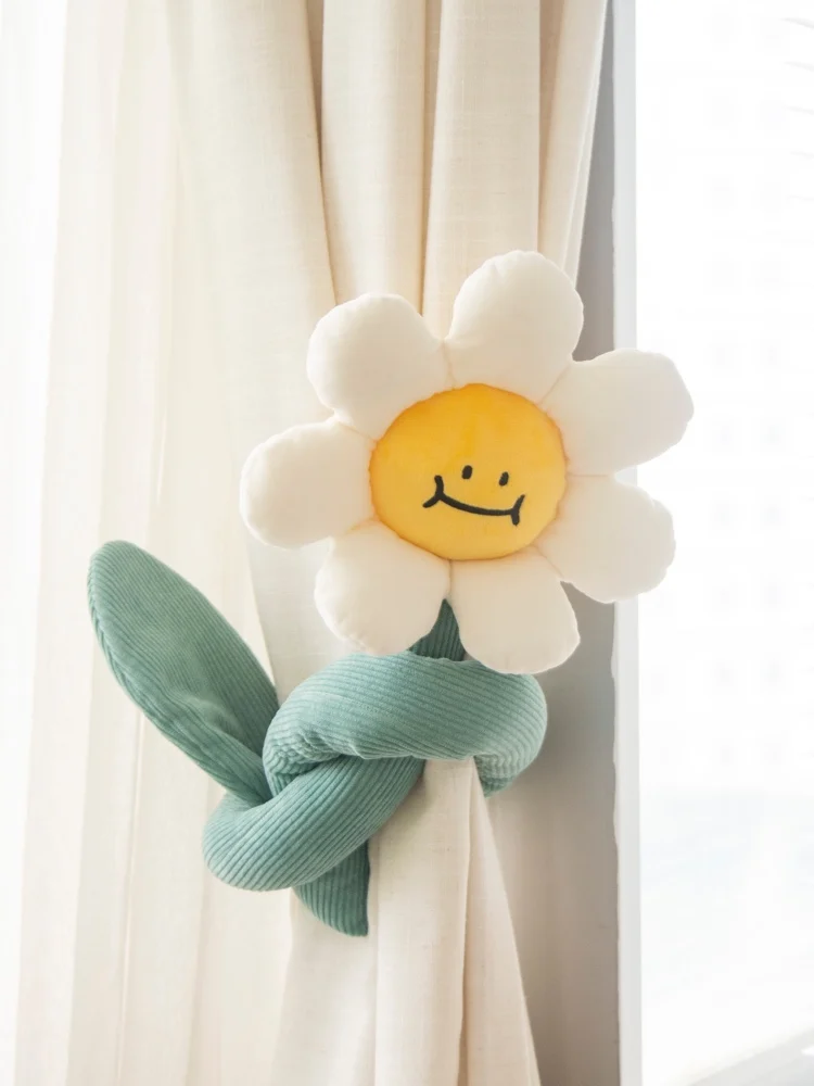 Multifunctional Daisy Curtain Rope Pillow Cover, Plush Corduroy, Fun Ornaments, Protective Bars, Door Knob Gloves, Home Decor
Multifunctional Daisy Curtain Rope Pillow Cover, Plush Corduroy, Fun Ornaments, Protective Bars, Door Knob Gloves, Home Decor