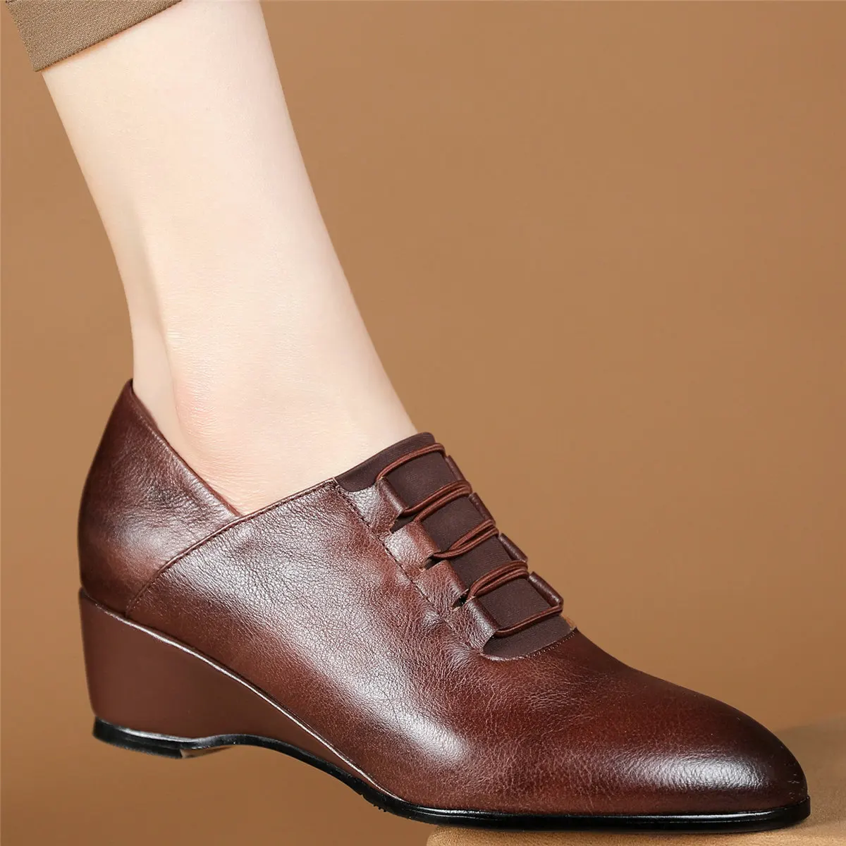 Wedges Oxfords Shoes Women Genuine Leather Med Heels Platform Pumps Female Elastic Band Round Toe Fashion Sneakers Casual Shoes
Wedges Oxfords Shoes Women Genuine Leather Med Heels Platform Pumps Female Elastic Band Round Toe Fashion Sneakers Casual Shoes