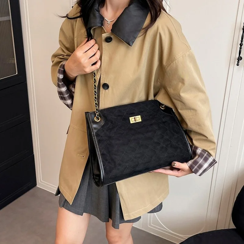 Роскошная женская сумка через плечо из кожи с рисунком одуванчика, модная повседневная легкая повседневная сумка в Шотландии
Роскошная женская сумка через плечо из кожи с рисунком одуванчика, модная повседневная легкая повседневная сумка в Шотландии