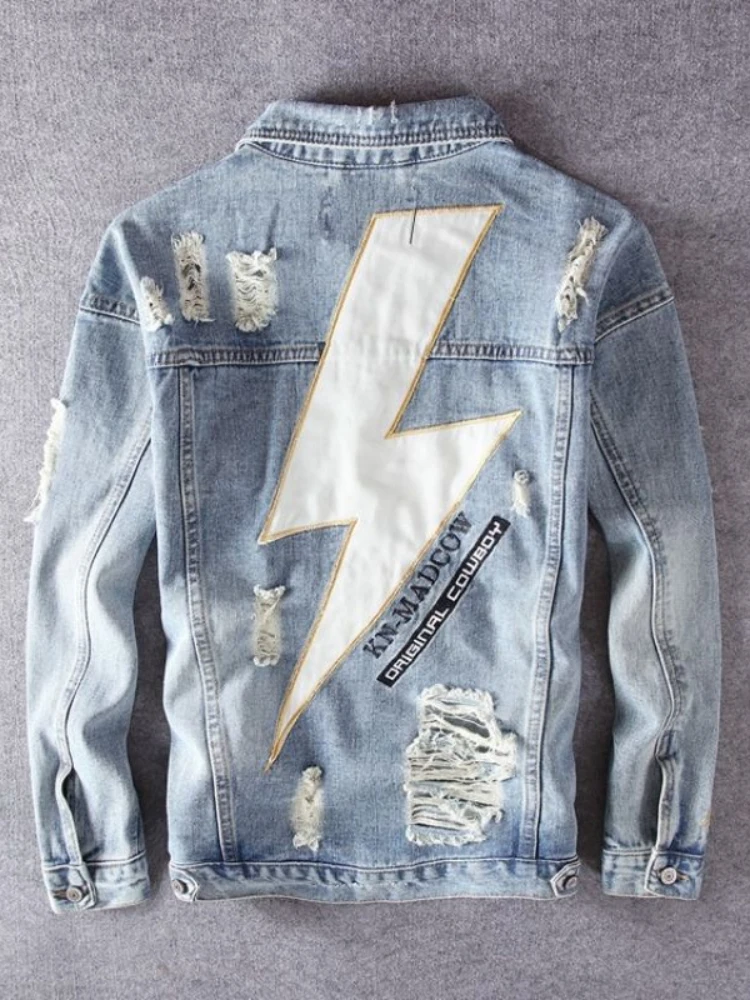 Men's Patchwork Denim Jacket with Embroidered Prints Frayed Distressed Biker Moto Coat Trendy Spring Streetwear Outer Clothing
Men's Patchwork Denim Jacket with Embroidered Prints Frayed Distressed Biker Moto Coat Trendy Spring Streetwear Outer Clothing