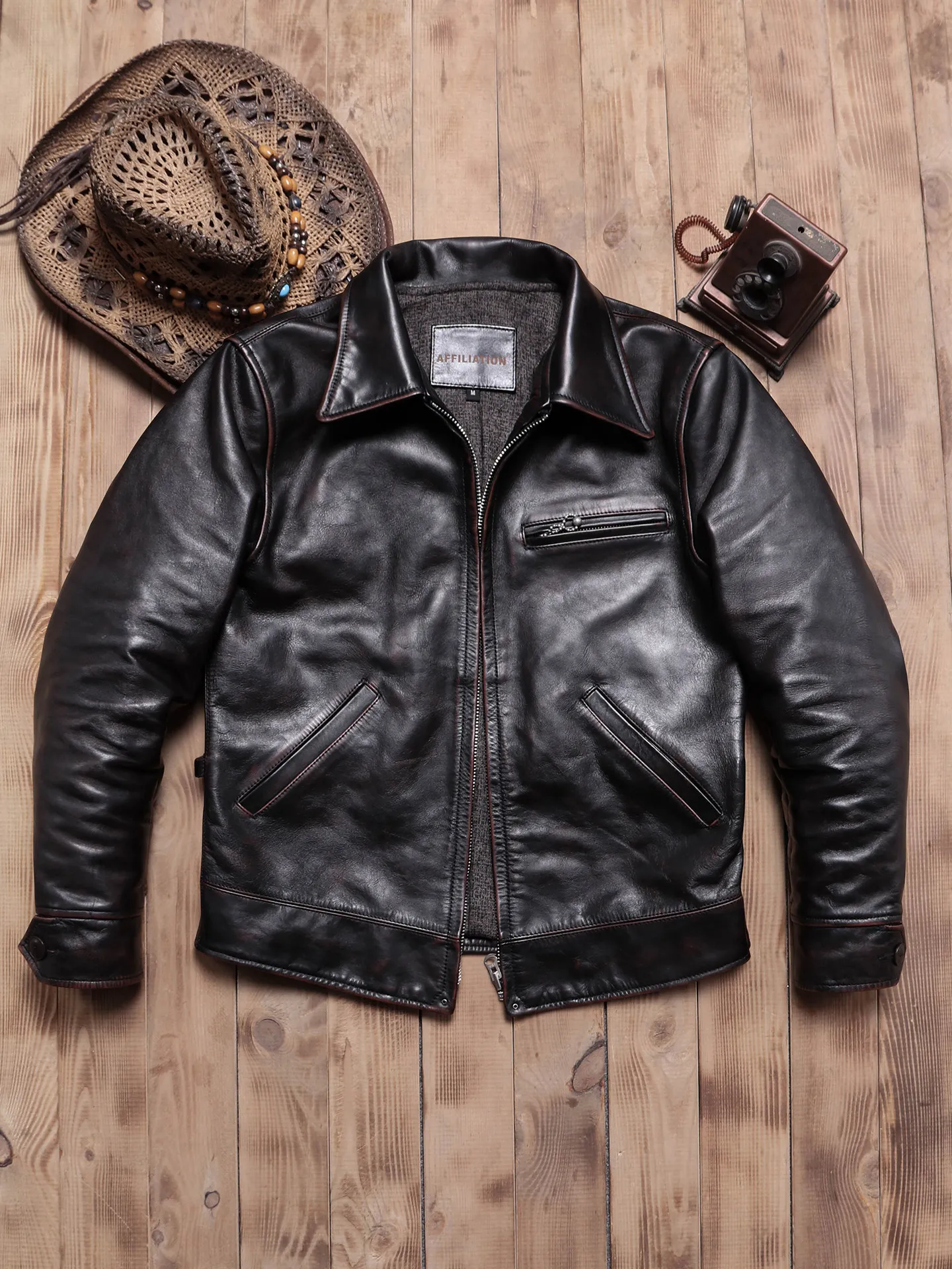 Black Autumn Leather Jacket Men Retro Vintage Style Genuine Natural Cowhide Turn-Down Collar Slim Fit Short 1930 Leather Coat
Black Autumn Leather Jacket Men Retro Vintage Style Genuine Natural Cowhide Turn-Down Collar Slim Fit Short 1930 Leather Coat