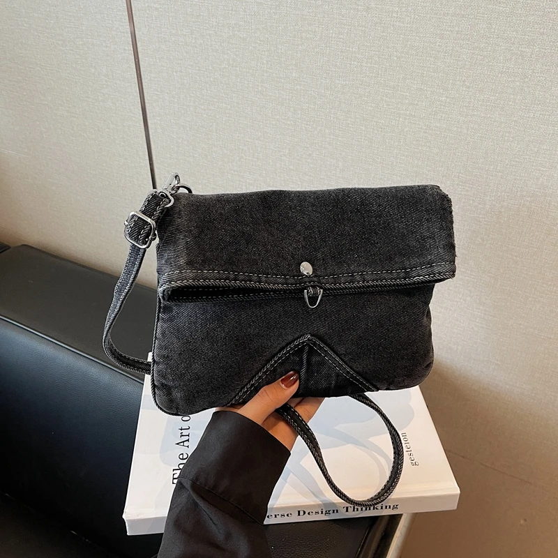 New Denim Hasp Shoulder Bags Women's Bags Trendy Basic Style Crossbody Bags Hot Selling Concise Versatile Small Square Bag
New Denim Hasp Shoulder Bags Women's Bags Trendy Basic Style Crossbody Bags Hot Selling Concise Versatile Small Square Bag