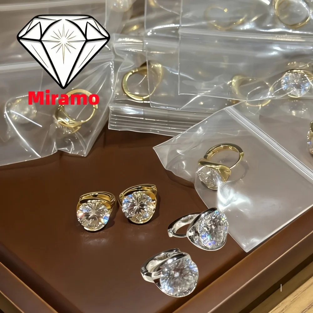 2-3CT Sparkling Round Moissanite/zircon Hoop Earrings S925 Silver for Women Half Bezel Set Diamond Ear Clasp with Certificate
2-3CT Sparkling Round Moissanite/zircon Hoop Earrings S925 Silver for Women Half Bezel Set Diamond Ear Clasp with Certificate