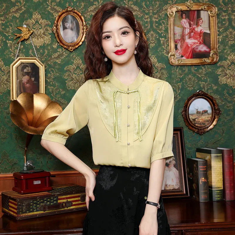 Oriental Aesthetic Women Summer Silk Shirts White Green Mandrin Collar Knot Button Design Tops Chinese Old Money Style Clothes
Oriental Aesthetic Women Summer Silk Shirts White Green Mandrin Collar Knot Button Design Tops Chinese Old Money Style Clothes