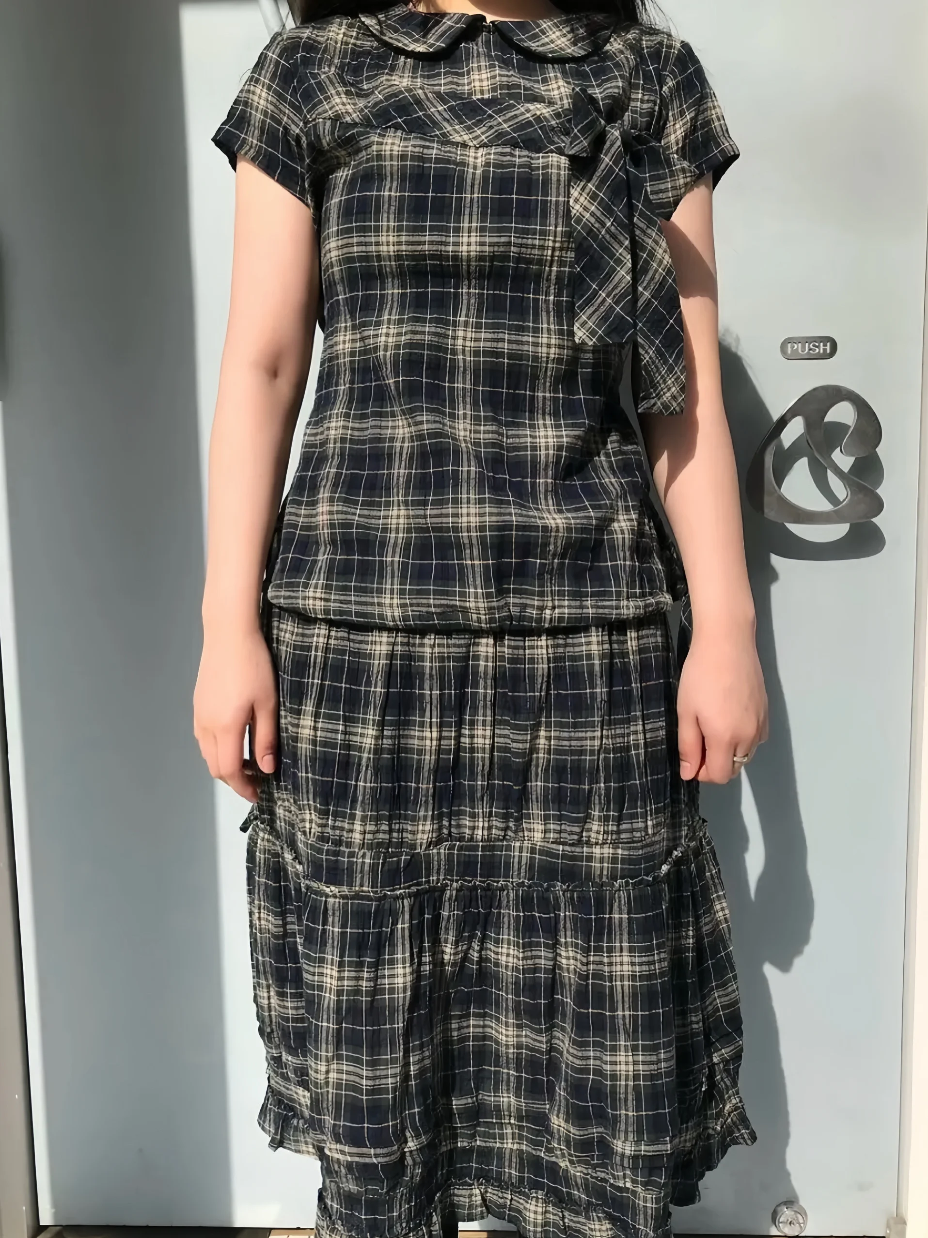 Coyseio Plaid Knot irt f Skirt Doll Collar Set ort Sve Korean Sle Casual Loose Fit Summer Outfit
Coyseio Plaid Knot irt f Skirt Doll Collar Set ort Sve Korean Sle Casual Loose Fit Summer Outfit
