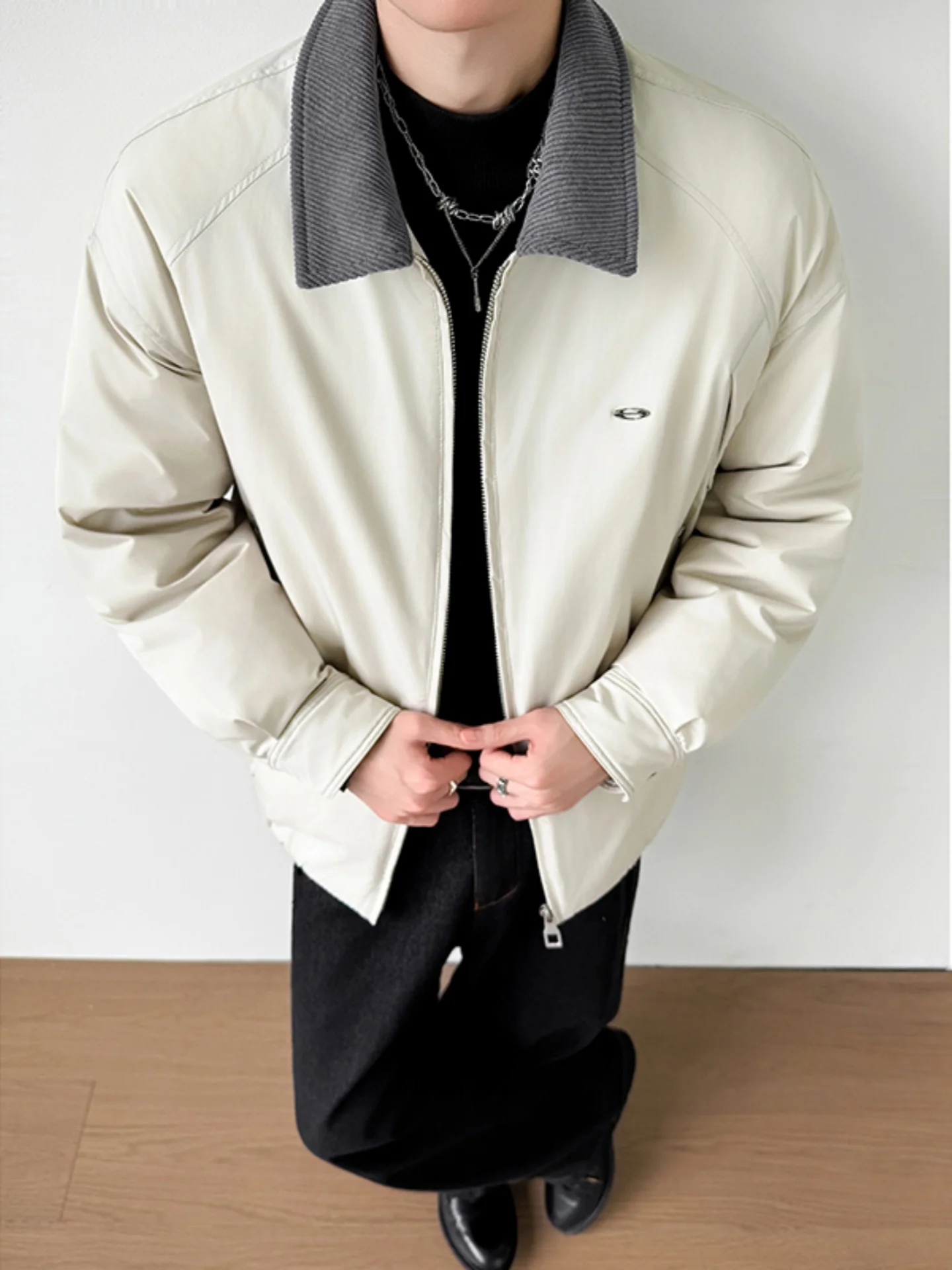 Легкая утепленная куртка-харрингтон для мужчин, пуховик с воротником, деловая верхняя одежда, зимняя одежда для мужчин, теплая, ветрозащитная
Легкая утепленная куртка-харрингтон для мужчин, пуховик с воротником, деловая верхняя одежда, зимняя одежда для мужчин, теплая, ветрозащитная