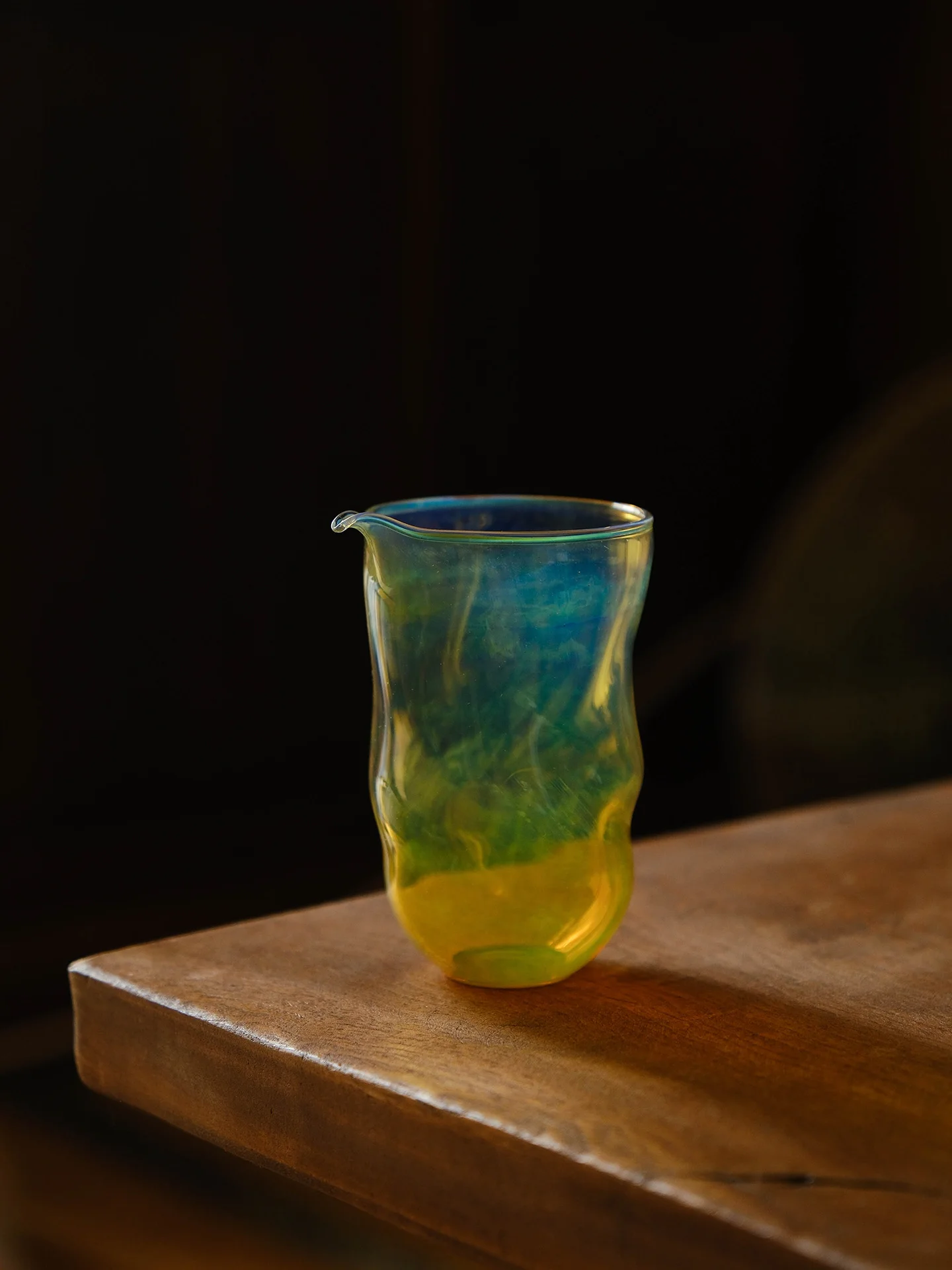 Стеклянная чашка Yetao Glass Language Roll Public Cup для чайной церемонии, термостойкая, для лэмпворка, эстетичная, однородная по форме
Стеклянная чашка Yetao Glass Language Roll Public Cup для чайной церемонии, термостойкая, для лэмпворка, эстетичная, однородная по форме