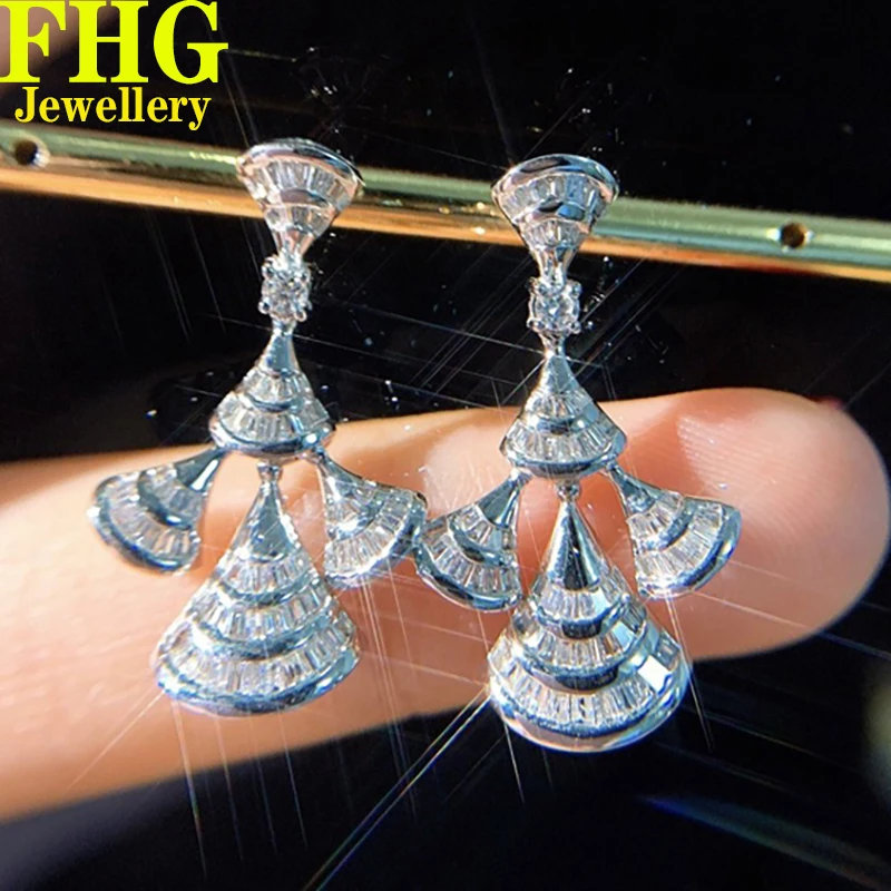 0.7Carat 18K Au750 White Gold Earrings Natural diamond Full diamond Earrings Flower Wedding Party Engagement Anniversary
0.7Carat 18K Au750 White Gold Earrings Natural diamond Full diamond Earrings Flower Wedding Party Engagement Anniversary