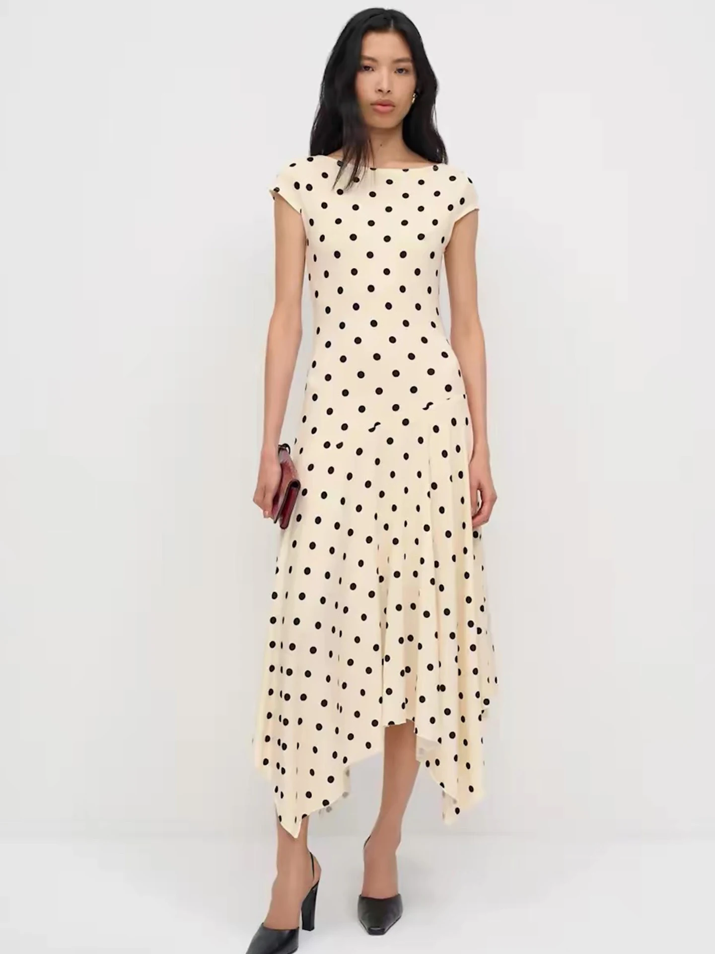 Elegant Long Knitted Slim Fit Polka Dot Asymmetrical Hem Holiday Style Dress High Elasticity round Neck Short Sleeve Dress
Elegant Long Knitted Slim Fit Polka Dot Asymmetrical Hem Holiday Style Dress High Elasticity round Neck Short Sleeve Dress