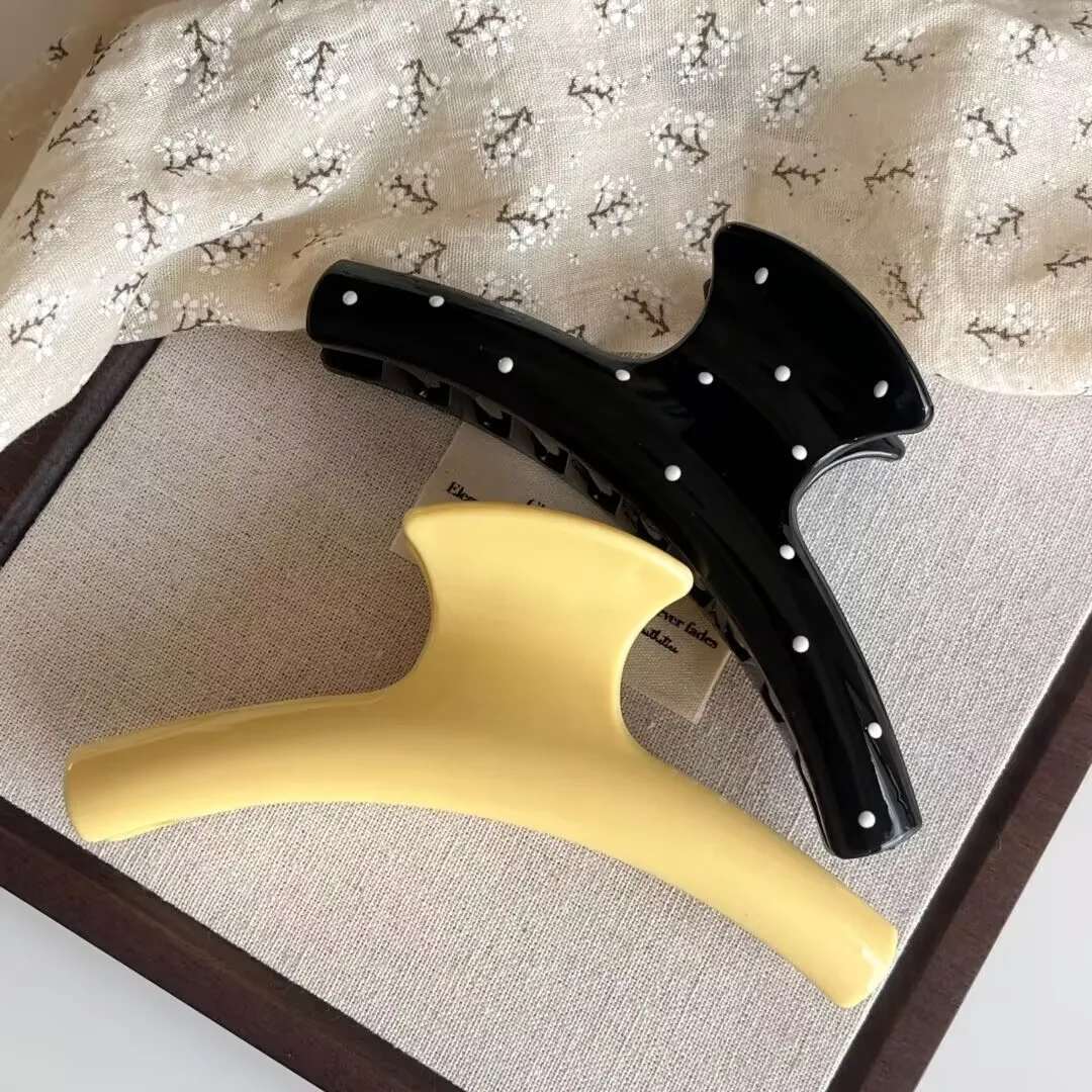 2Pcs Elegant Polka Dot Yellow Arc Hair Claw Clip For Women Girl Sweet Versatile Shark Clamp Hair Grips Hairpin Hair Accessories
2Pcs Elegant Polka Dot Yellow Arc Hair Claw Clip For Women Girl Sweet Versatile Shark Clamp Hair Grips Hairpin Hair Accessories
