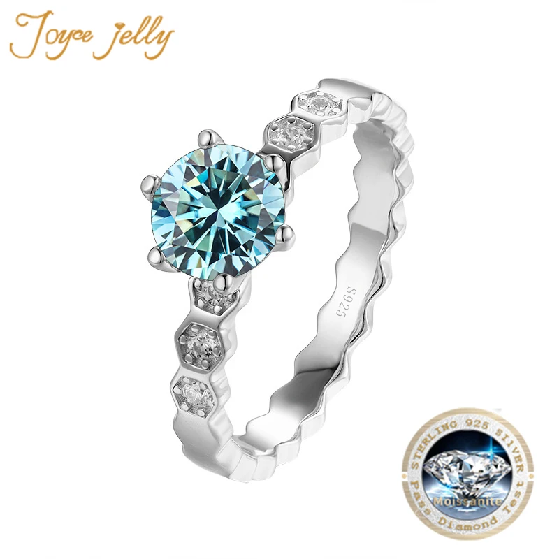 JoyceJelly Classic Six Claw 1 Carat Moissanite Ring Female Wedding Jewelry S925 Sterling Silver Plated Pt950 Korean Fashion Gift
JoyceJelly Classic Six Claw 1 Carat Moissanite Ring Female Wedding Jewelry S925 Sterling Silver Plated Pt950 Korean Fashion Gift