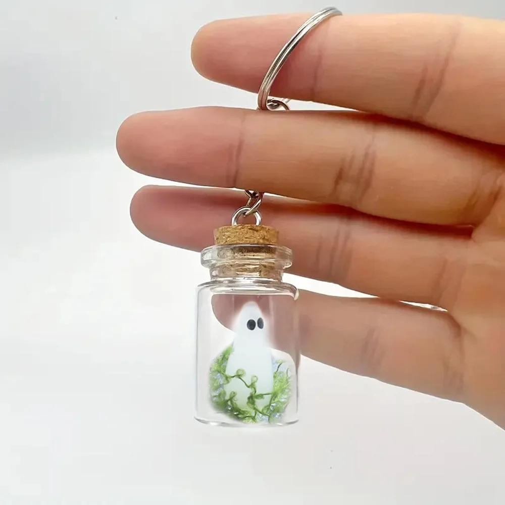 Halloween Glowing Ghost Keychain, Small Glowing Drifting Bottle, Soul Keyring, Unique Green Ghost Gift
Halloween Glowing Ghost Keychain, Small Glowing Drifting Bottle, Soul Keyring, Unique Green Ghost Gift