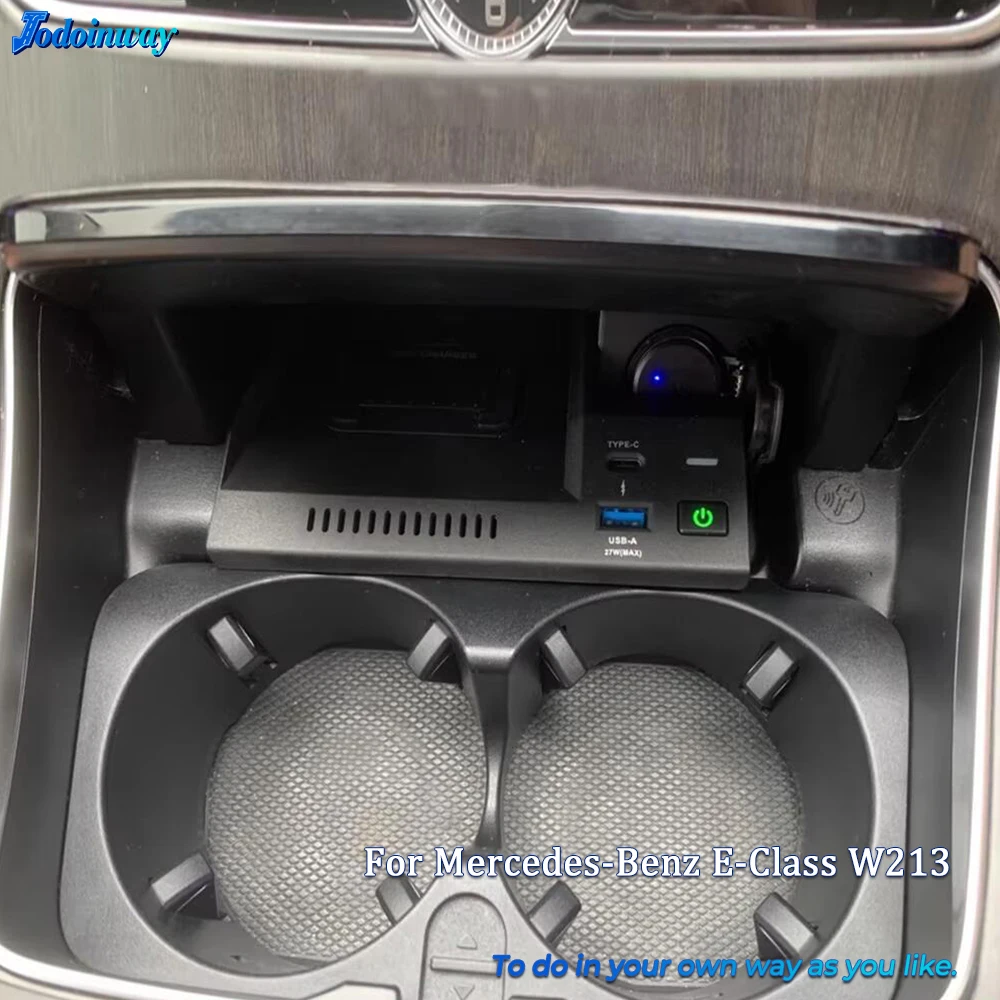 15W Car Wireless Charger For Mercedes-Benz E-Class W213 E200/300/260 charging plate phone Holder mobile mount Fast charge
15W Car Wireless Charger For Mercedes-Benz E-Class W213 E200/300/260 charging plate phone Holder mobile mount Fast charge