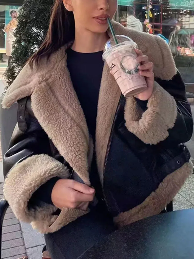Faux Leather Short Jacket Women Autumn Winter Fleece Moto Biker Coat Female Vintage Loose Long Sleeve Zipper Warm Thick Outwear
Faux Leather Short Jacket Women Autumn Winter Fleece Moto Biker Coat Female Vintage Loose Long Sleeve Zipper Warm Thick Outwear