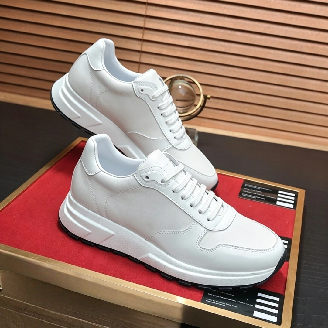 Handmade Casual Sneakers Luxury Brand Men's Shoes Breathable Cowhide Fabric Sheepskin Lining Sports Footwear Holiday Gifts
Handmade Casual Sneakers Luxury Brand Men's Shoes Breathable Cowhide Fabric Sheepskin Lining Sports Footwear Holiday Gifts