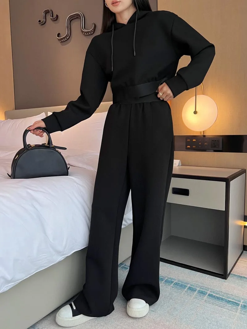 2024 Autumn New Women's Jacket Fashion and Exquisite College Sports Hoodie Space Cotton Hoodie+Waist Straightening Pants
2024 Autumn New Women's Jacket Fashion and Exquisite College Sports Hoodie Space Cotton Hoodie+Waist Straightening Pants