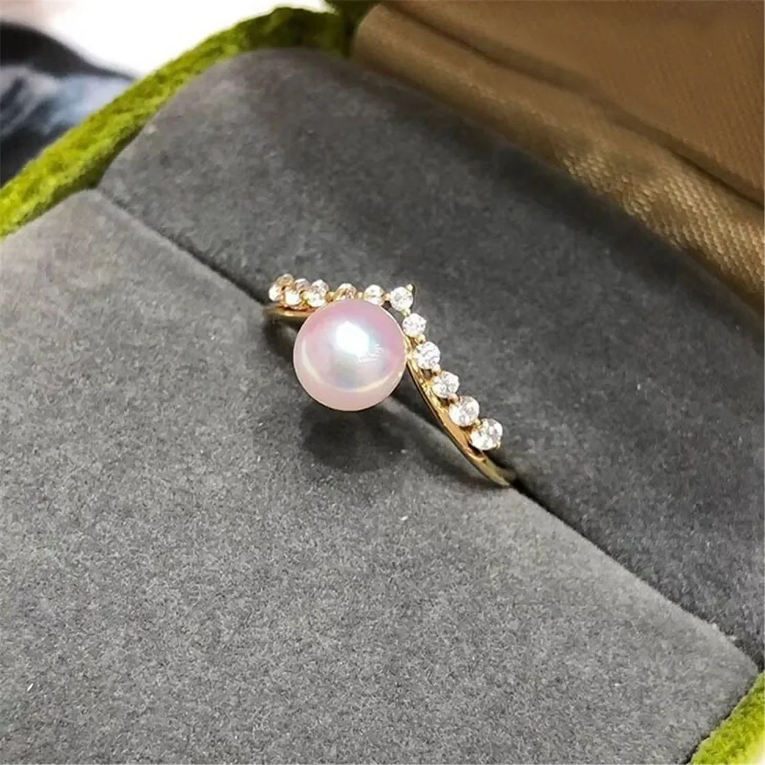 925 Stamped Alloy Gold-Plating Adjustable Pearl Ring Holder DIY Jewelry Findings, Craft Supplies for Handmade Rings No Pearl
925 Stamped Alloy Gold-Plating Adjustable Pearl Ring Holder DIY Jewelry Findings, Craft Supplies for Handmade Rings No Pearl