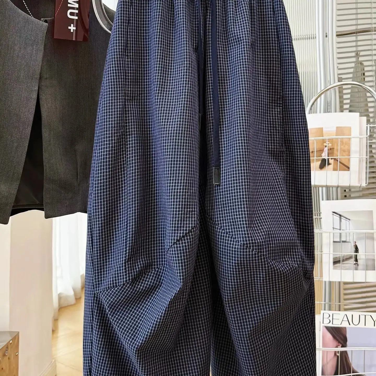 Summer Large Size Men's Casual Pants Loose Wide Leg Thin Model Comfortable Breathable High Waist Elastic Waist Polyester Fiber
Summer Large Size Men's Casual Pants Loose Wide Leg Thin Model Comfortable Breathable High Waist Elastic Waist Polyester Fiber