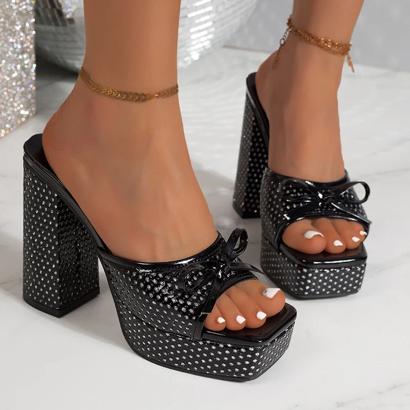 Chunky High Heel Crystal Sandals Women Plus Size 43 Square Toe Platform Slippers Woman Summer Party Bowknot Thick Heeled Sandals
Chunky High Heel Crystal Sandals Women Plus Size 43 Square Toe Platform Slippers Woman Summer Party Bowknot Thick Heeled Sandals